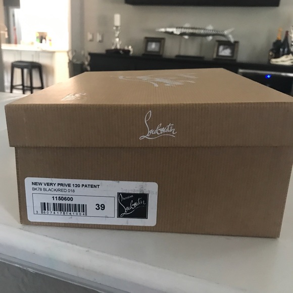 Christian Louboutin Very Prive 120 Patent - Picture 5 of 5